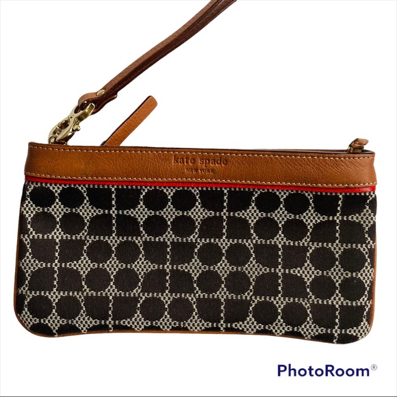kate spade Handbags - KATE SPADE Wristlet Wallet